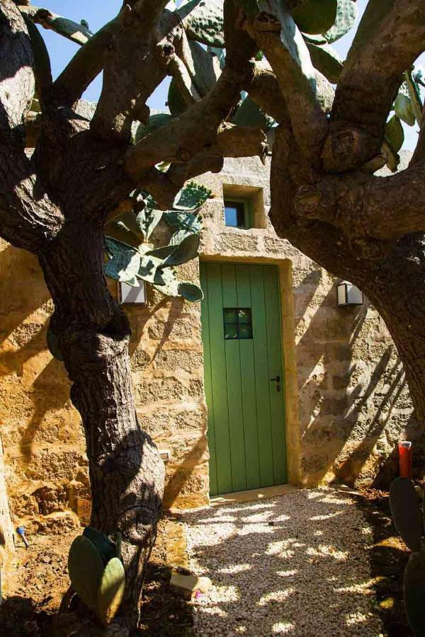 Masseria Celano Гротталье Экстерьер фото